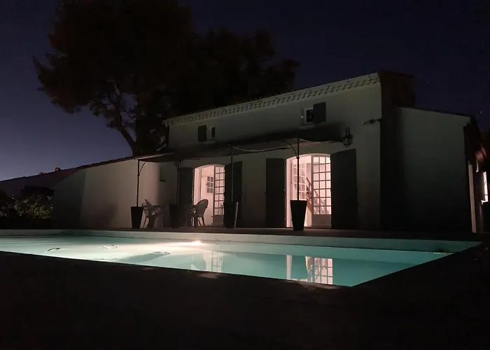 Villa Andree Avec Piscine A Proximite De La Mer