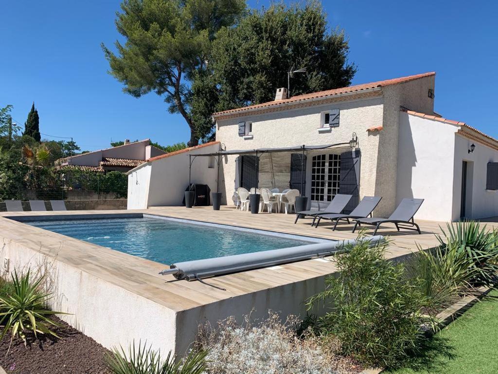 Andree Avec Piscine A Proximite De La Saint-Cyr-sur-Mer